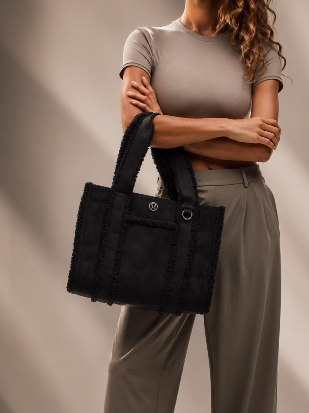 Lululemon Boxy Tote 10L Black Faux Shearling NWT